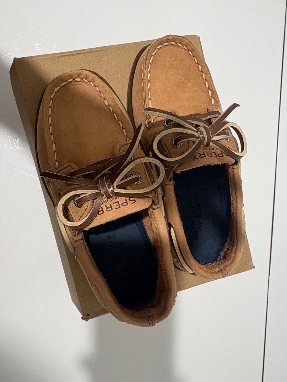 Sperry Men’s Chestnut Leather Boat Shoes